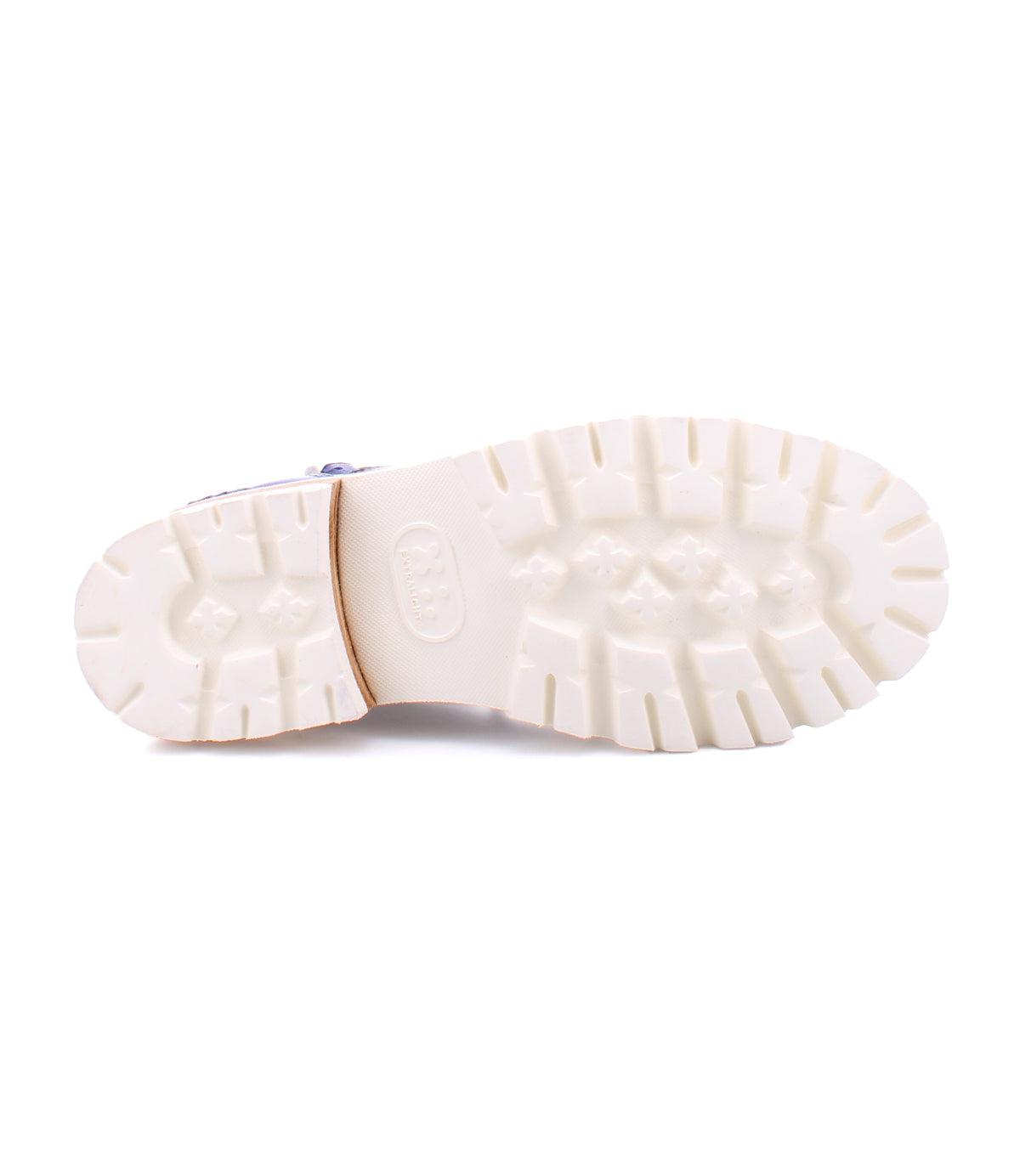 A lightweight pair of Dessa shoes with white soles and crisscross straps on a white background for ultimate comfort from the brand Bed Stu.