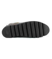 A pair of black Bed Stu Elisha II shoes with a black sole.