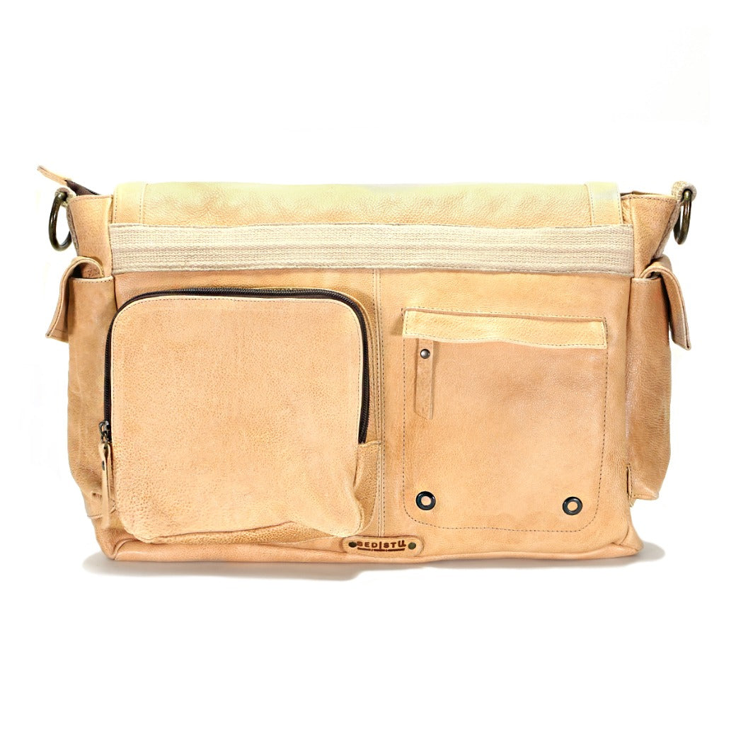 A Hawkeye II leather messenger bag with two compartments by Bed Stu.