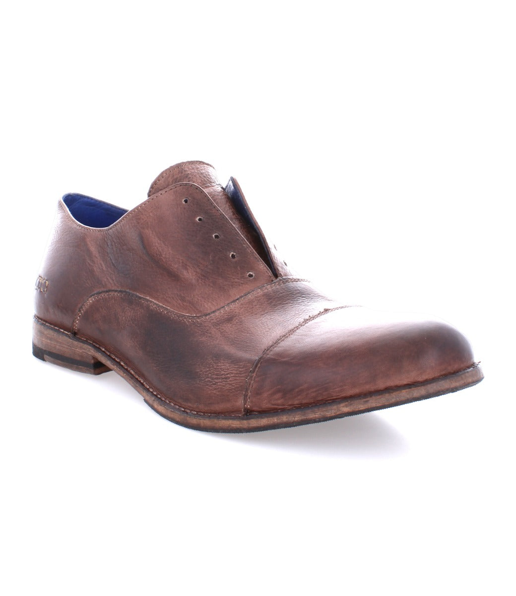 A men's brown leather Bed Stu Thorn oxford shoe on a white background.
