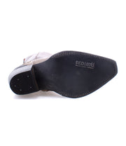 A Bed Stu Hyperspeed with black soles on a white background.