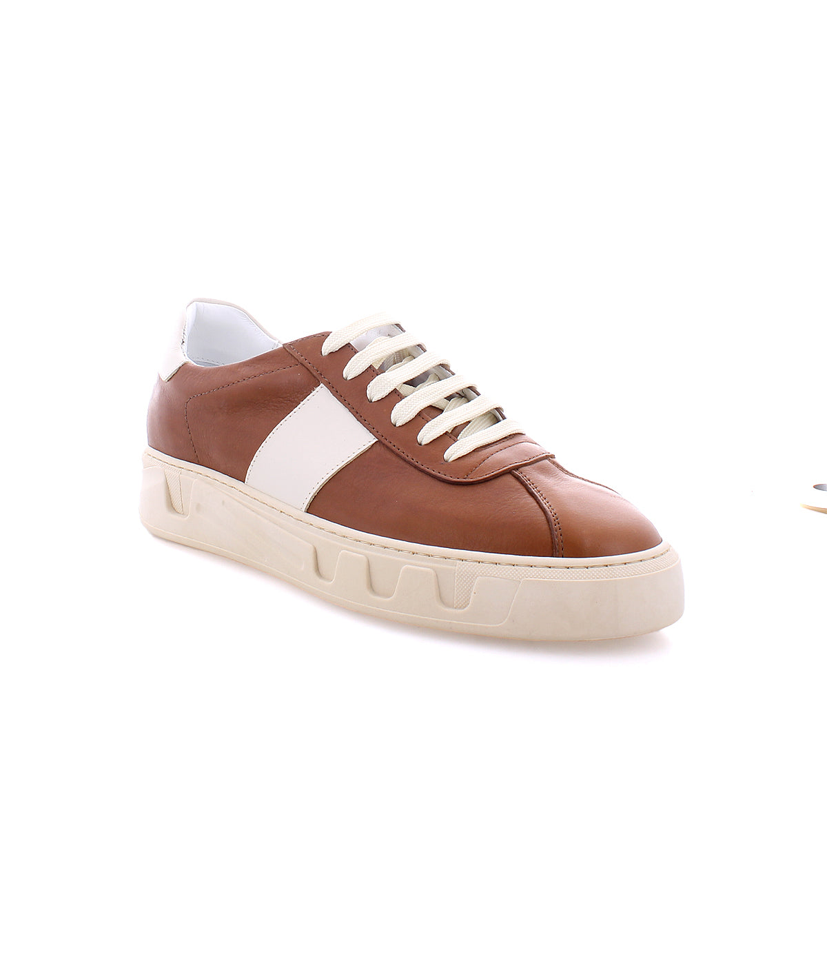 Brown and white lace-up luxury leather Bed Stu Law sneakers with a customizable fit and a white sole on a plain white background.