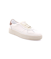 A single North sneaker from Bed Stu with high-quality leather, light beige outsole, and brown heel accents, viewed from an angle on a plain white background.