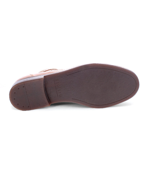 The image displays the bottom view of the Sandro II by Bed Stu, a men's office shoe crafted from handcrafted leather, featuring a smooth sole and small heel.