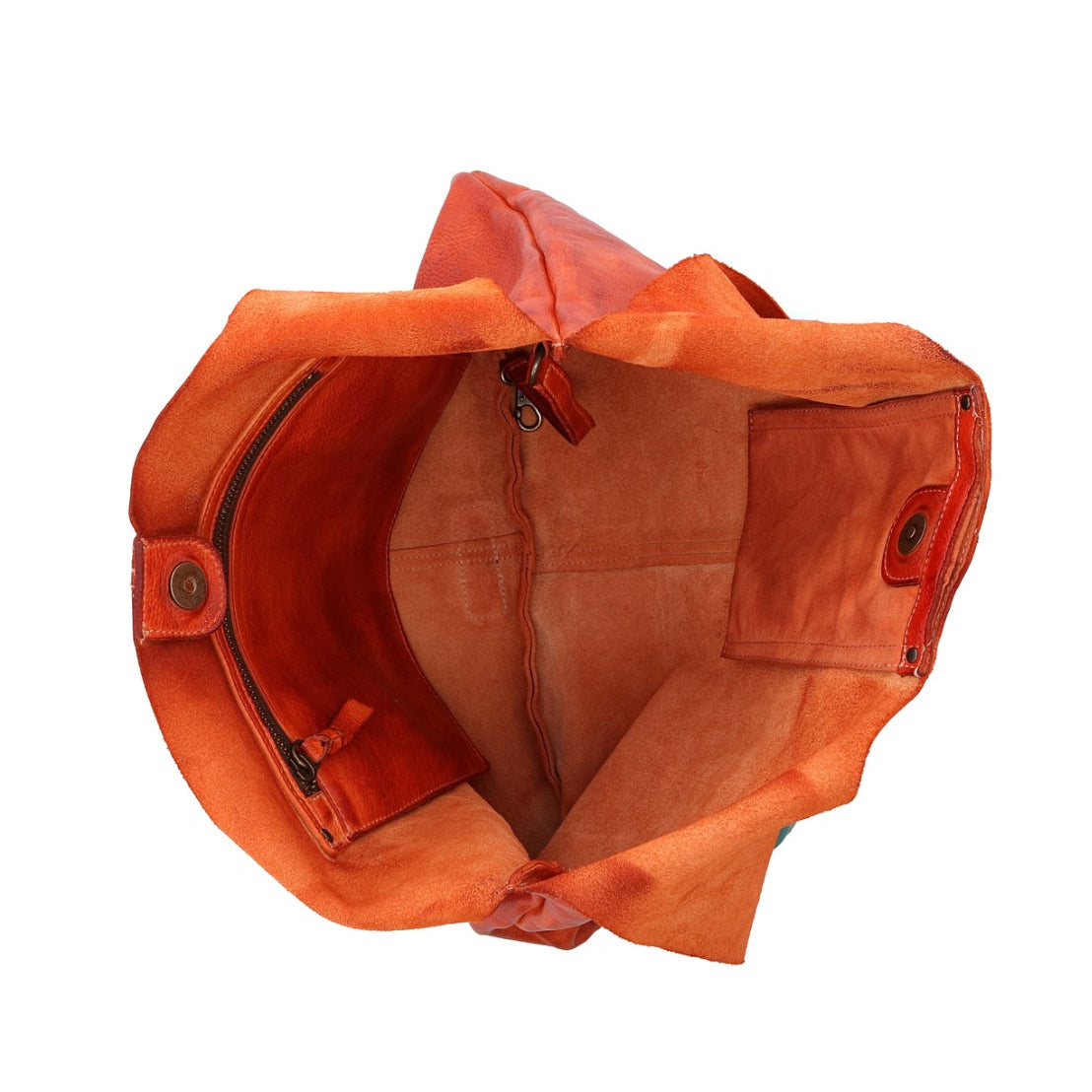 The inside of an Ariel leather bag by Bed Stu.