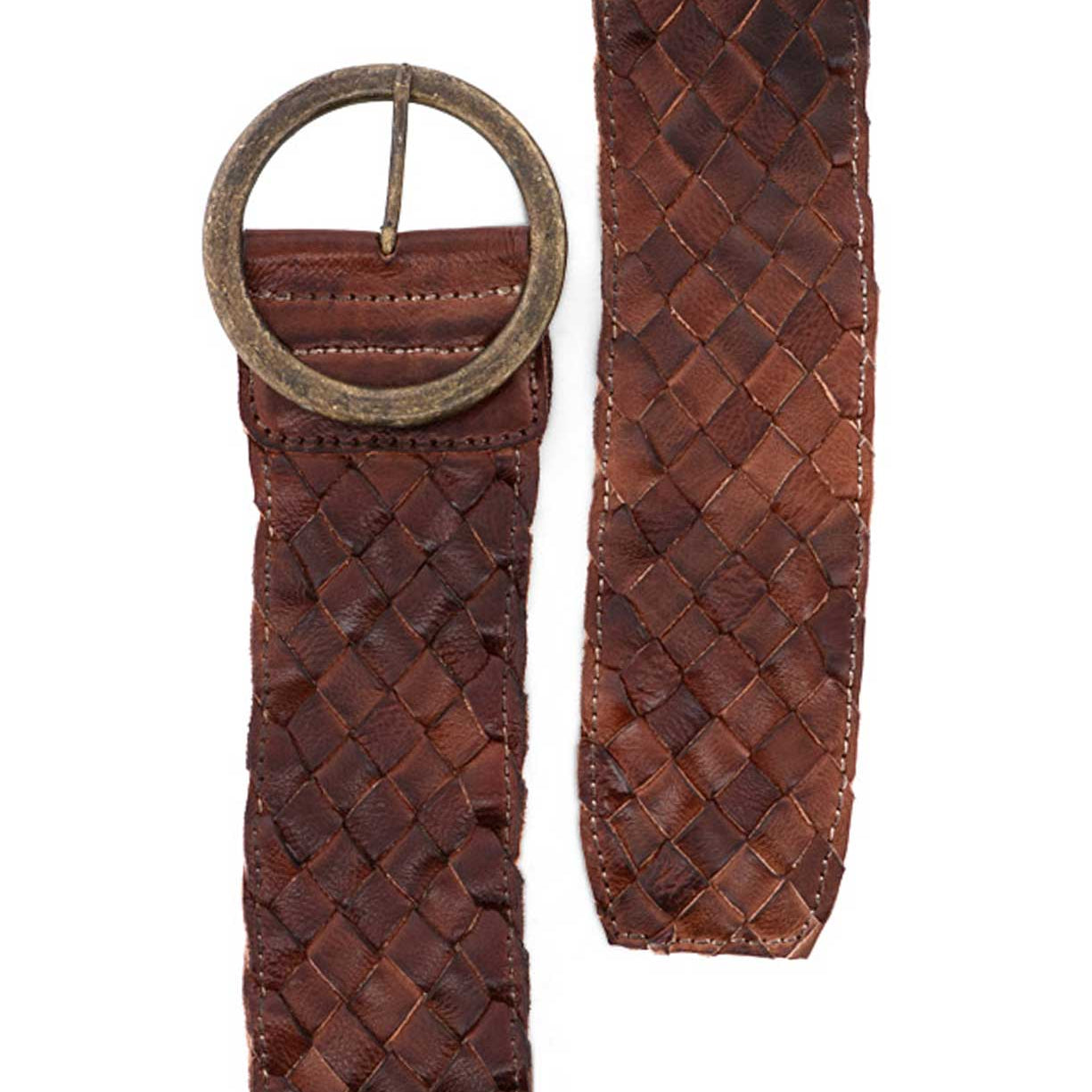A Dreamweaver brown leather belt with a metal buckle by Bed Stu.