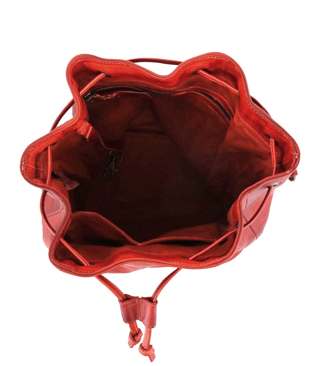 The inside of a red Eve leather bag by Bed Stu.