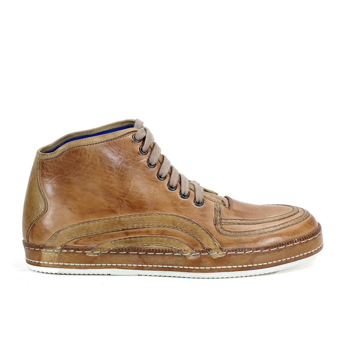 Discover the vulcanized style with Bed Stu's Formation brown leather high-top sneaker. It features a lace-up closure, detailed stitching, and a sleek white rubber sole.