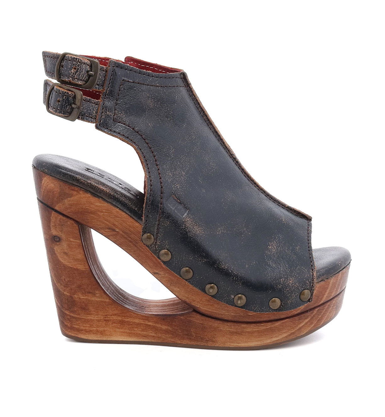 An Imelda sandal with a wooden platform, made by Bed Stu.