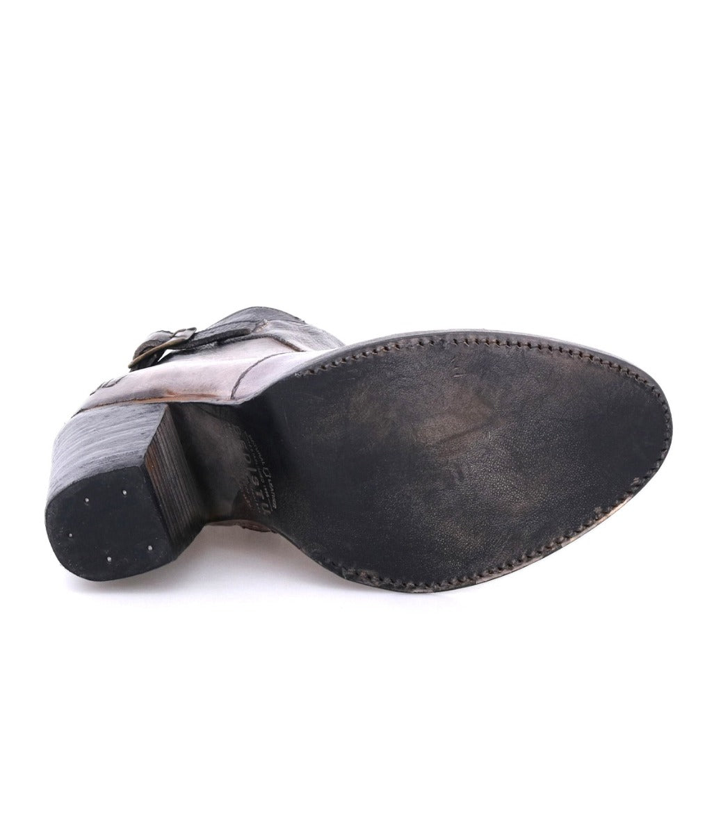 A pair of Isla leather shoes with a black sole by Bed Stu.