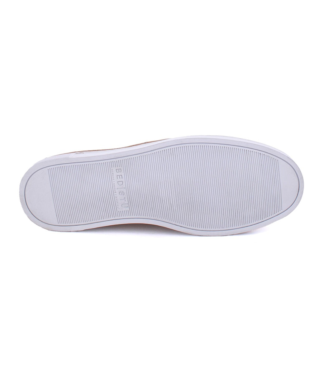 A pair of Lordmind shoes with white soles on a white background. Brand: Bed Stu.