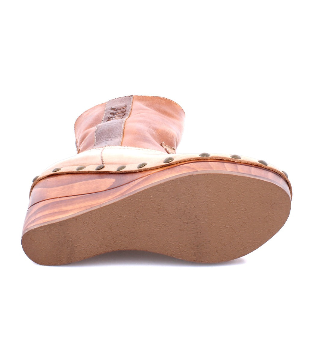 Bed|Stü Macarena tan leather wedge boot with brass studs along the base and a cushioned insole.
