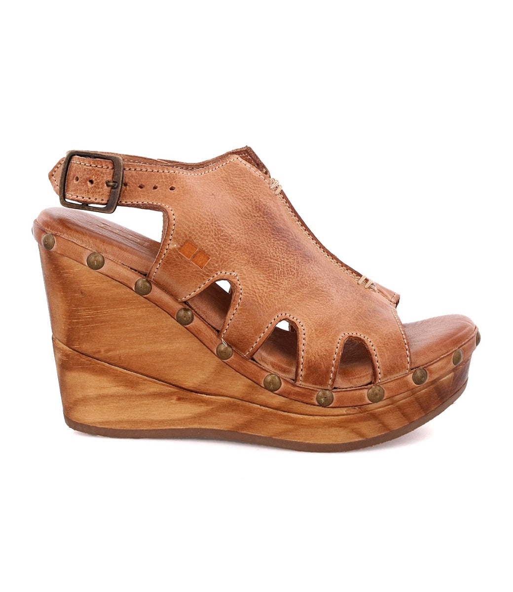 A women's Naiya wedge sandal with wooden wedges, by Bed Stu.